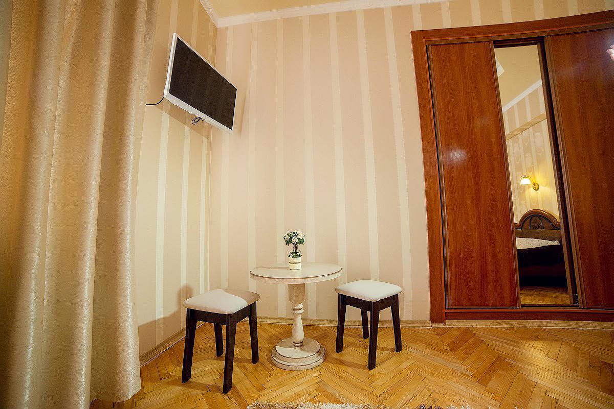 Apartment On Horodotska Street Lviv Dış mekan fotoğraf
