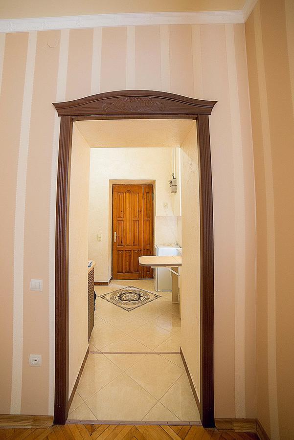 Apartment On Horodotska Street Lviv Dış mekan fotoğraf